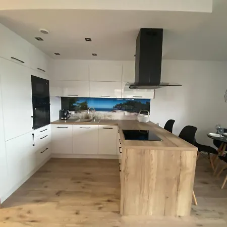 Apartament Sea Breeze Διαμέρισμα *